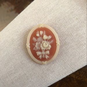 Vintage Avon Floral  Brooch